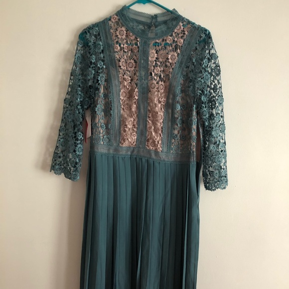 New cocktail dress - Picture 2 of 4